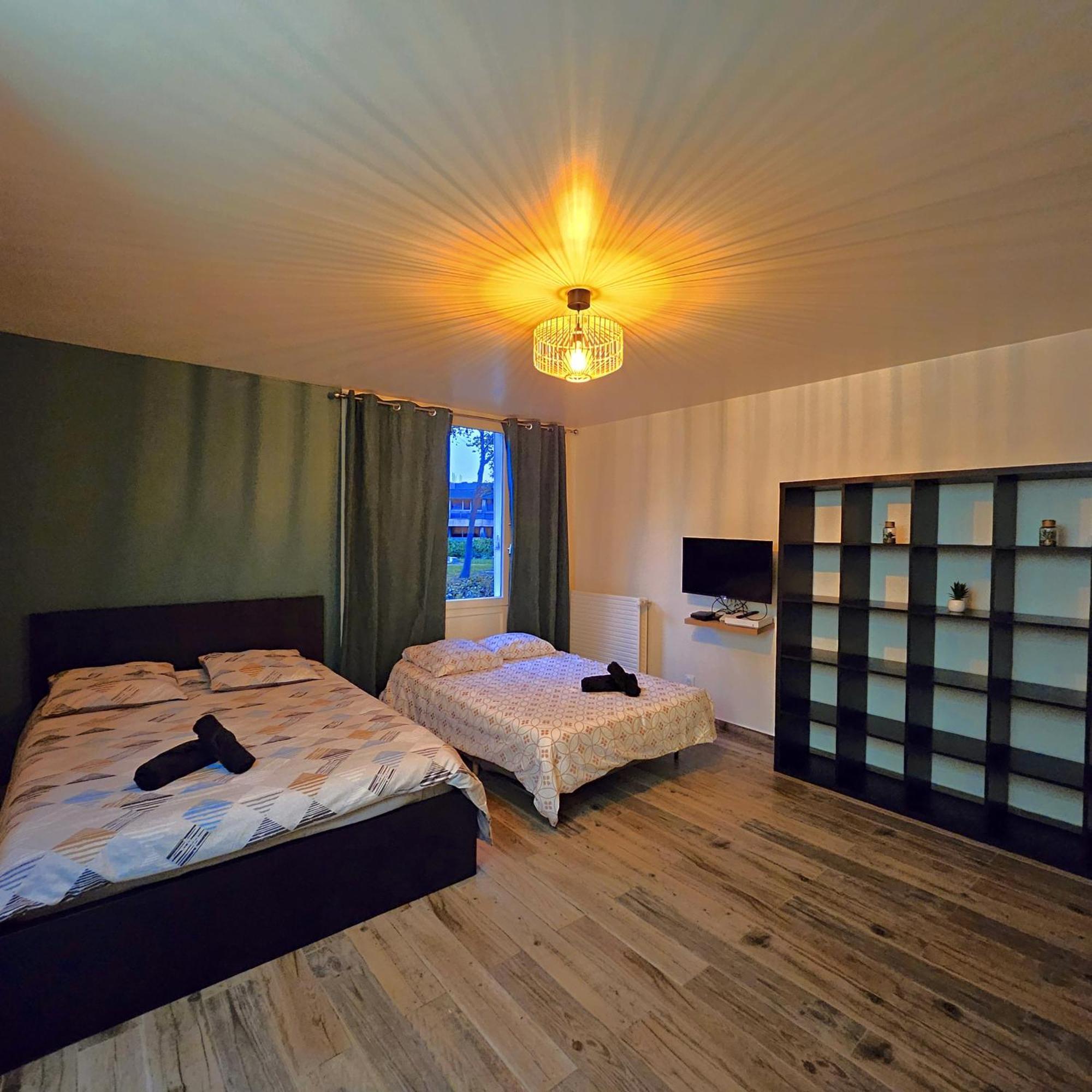 Studio Cosy Confort Moderne Vaulx-en-Velin Luaran gambar